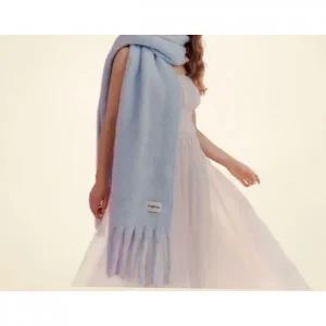 앵브록스 [에스파 카리나 착용] cotton candy muffler_blue