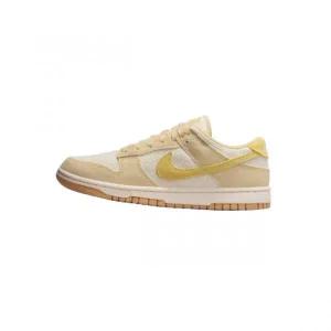 [나이키]NIKE 덩크 로우 넥스트 네이처 SE W - 팀 골드 페일 아이보리 검 옐로우 소프트 옐로우 / HJ5864
