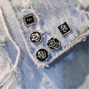 [마이모노샵] 셔츠 앞섶 단추사이 오픈방지 미니 옷핀 브로치 10p