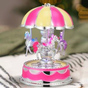 뮤지컬 회전목마 상자 3마리 춤추는 말과 함께 빛나는 조명 부드러운 돔 디자인 로맨틱한 방 장식 그녀를 위한 발렌타인데이 선물