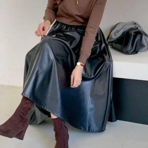 [하프클럽/]여자 연말룩 가죽치마 플레어 밴딩 빅사이즈 롱스커트