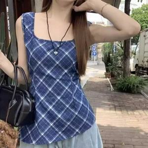 [라일리여성의류] Rly 여름 휴양지 바캉스 코디 체크 민소매 블라우스