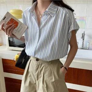[라일리여성의류] Rly 여성 여름 출근 룩 직장인 스트라이프 반팔 셔츠