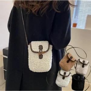 당일 겨울 뽀글이 미니 핸드폰 크로스백 퍼 가방 크로스백 가방 핸드폰 겨울