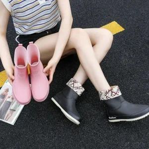 예쁜 겨울 여성 컬러 부츠 기능화 낚시 방한용 장화 겨울 스타일 유니크 장화 리쉬 따뜻한데일리방한화