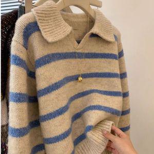 베이지톤 오픈카라 니트 스웨터 겨울 니트 베이지 스웨터