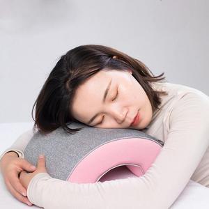 이든앤저스티모던스 책상 낮잠 베개