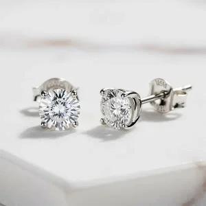 [메종드쉬] 모이사나이트 귀걸이 랩 다이아 4프롱 5부