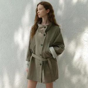 [롯데백화점]온앤온 하이넥 하프 트렌치코트 NEW5AR822_43