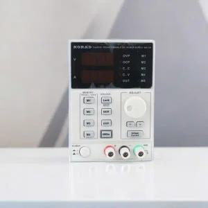 KORAD 고정밀 조정 디지털 DC 전원 공급 장치 과학 연구 서비스 실험실용 4Ps mA 30V5A KA3005P