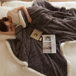 클래식 트위스트 극세사 겨울 양털 이불 싱글 퀸 포근한 거실 침대 빅사이즈 담요