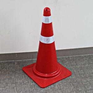 비상 삼각뿔 대형 (야광 주차콘 안전 삼각대 주차금지 공사중 꼬깔콘 라바콘)