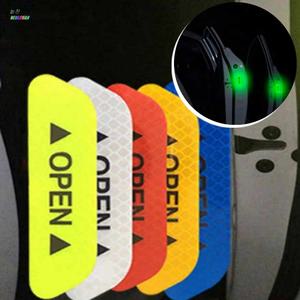 자동차 차량 야간 도어 오픈 경고 발광 반사 야광 형광 스티커 안전 주의 인식 문 열림 알림