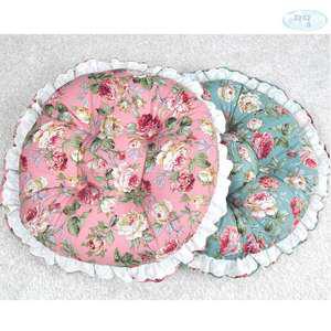 태즈컴퍼니 줄장미 두겹레이스 빵빵이 원형방석