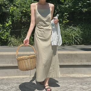 크라운 백트임 바스락 나시 롱 원피스 (슬리브리스/민소매)