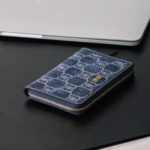 닥스 액세서리 24FW [스테디셀러] [DD BARNET DENIM] 네이비 DD패턴 데님 자카드 지퍼 반지갑 DCHO4F812N2