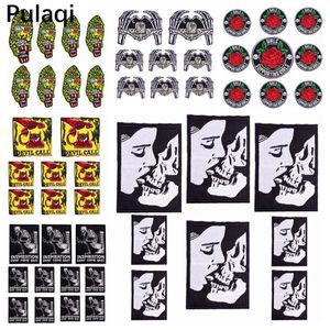 Pulaqi 도매 10 개 해골 패치 펑크 영어 아이언 의류 심장 자수 DIY 자켓 청바지 스티커