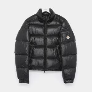 25FW 레비타 패치로고 패딩 남성 자켓 1A00061 596XE 999 LEVITHA