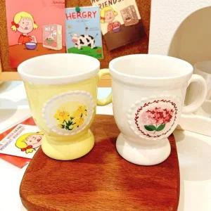 예쁜 빈티지 플라워 머그컵