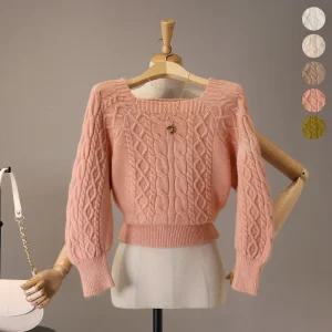 [모노시크] 델로인 스퀘어넥 꽈배기 니트_MNKT261