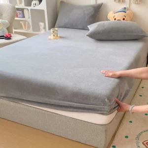 윈터소프트 벨벳 매트커버 퀸 (150X200cm)