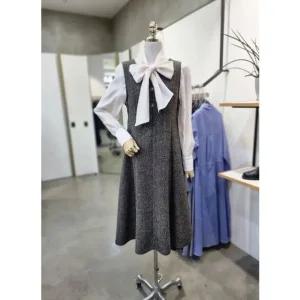 [갤러리아] ABFZ[2컬러]장식버튼 플레어 민소매원피스(ABA1QO02)