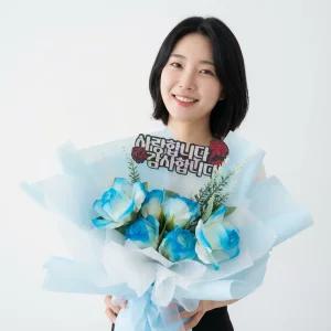 비누꽃다발 졸업식꽃다발 이벤트 기념일 축하꽃 졸업선물 블루장미 6송이