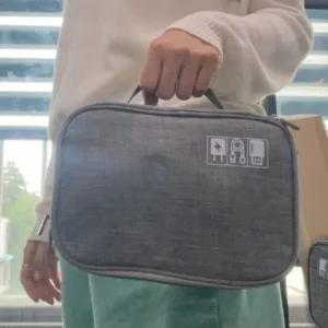 손잡이파우치 대용량 2단 전자기기 파우치 그레이이너백 목욕가방 실용적인 세면도구 여행 용품 세면백 워
