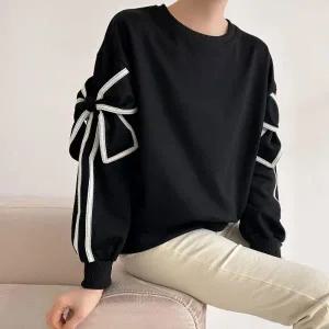 [다잇템] 여자 리본 라운드 배색줄 민무늬 자수 귀여운 맨투맨_23844579_588872