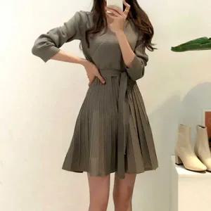 [하프클럽/]랩 니트 주름 원피스 브이넥 니트 미니 드레스 플리츠