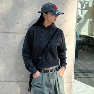 [신세계라이브쇼핑][옷자락] 여자 크롭 나그랑 밍크기모 무채색 겨울 후드 티셔츠