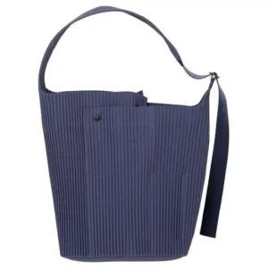 271405 HOMME PLISSE ISSEY MIYAKE UTILITY BAG  HP46AG422 75)  유틸리티 백 L)