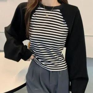 [하프클럽/]볼레로가디건 걸스 긴소매티 세로줄 숏기장 레이디 심플 티탑