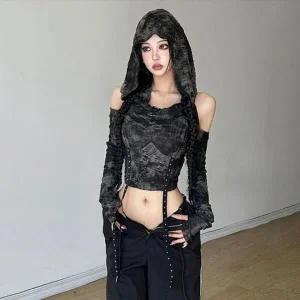 [하프클럽/]후드티 트임디테일 스탠다드장팔 세미크롭 레터링 데미지 스트