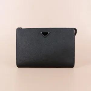 사피아노 삼각로고 남성 클러치 블랙 2VF030 9Z2 F0002