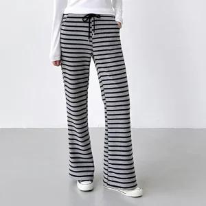 여성 스트라이프 부드러운 양털안감 유니크 부츠컷 밴딩 팬츠 통바지 아이스바지 트레이닝바지 편한바지