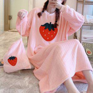 [니뽐니씨][M/L~2XL] 잠옷원피스 수면잠옷 원피스잠옷 파자마 홈웨어 원피스 극세사 빅사이즈 털잠옷 겨울