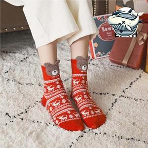 크리스마스 유행여성 캐릭터 중목 양말 귀여운 산타
