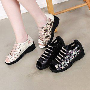 [디아]행텐 여성 소가죽 꽃 펀칭 고무줄 키높이 단화 3cm