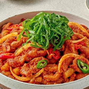 매콤한 춘천식 닭불고기 국내산 닭고기 순살 양념육 500g+500g