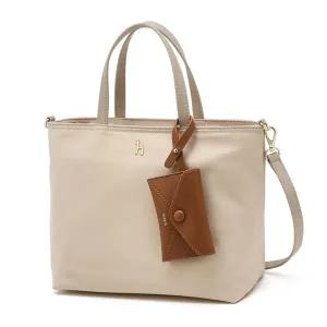 [헤지스](광주신세계)[아이코닉] 나일론 베이지 퍼피 로고 토트겸 숄더백 M (카드참 SET) HIBA5F865I1