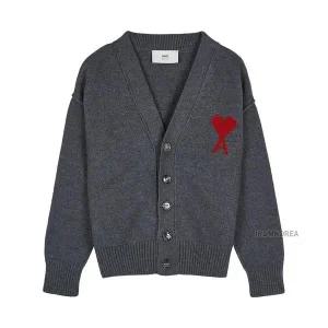 [아미] FW25 공용 아미 드 꾀흐 가디건 UKC367 018 084