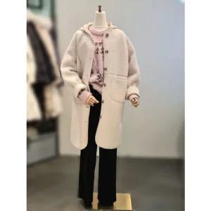 [갤러리아] ab.f.z 니트 후드 양털 뽀글이 롱코트 ACA1HF02A