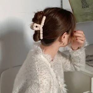 머리핀 털실 스타일 겨울헤어 헤어핀 집게핀 반묶음 겨울 털 퍼 방한