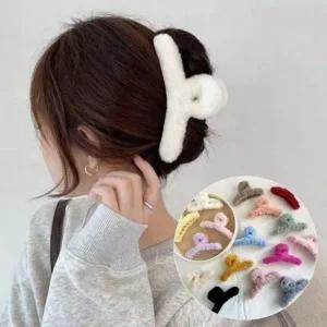 겨울머리핀 스타일 겨울헤어 겨울 집게핀 헤어 Ludia 밍크꼬임 방한