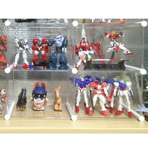 엠블럭 B타입 2층X2칸 4칸형(앞/뒤덮개포함) 건담프라모델장식장 반다이건담진열장