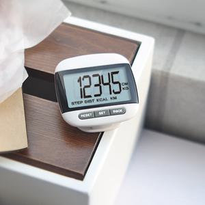 만보 몇 키로 간편한 만보기 기계 글씨 큰 허리에차는