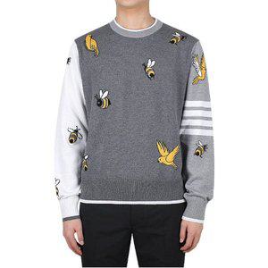 [톰브라운]사선 펀믹스 버드 앤 비 니트 MKA444F Y1002 982