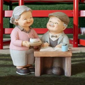 베스티스트 사랑하는 노부부 이야기 도자기 장식품 세라믹 인형