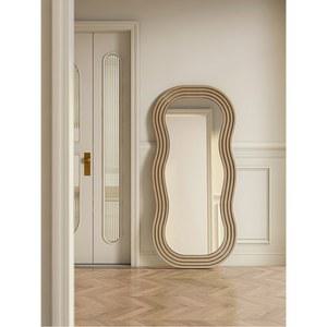 웨이브 전신거울 디자인 조명 화이트 트랙시 랜딩 덴 인터넷 미러 스타일